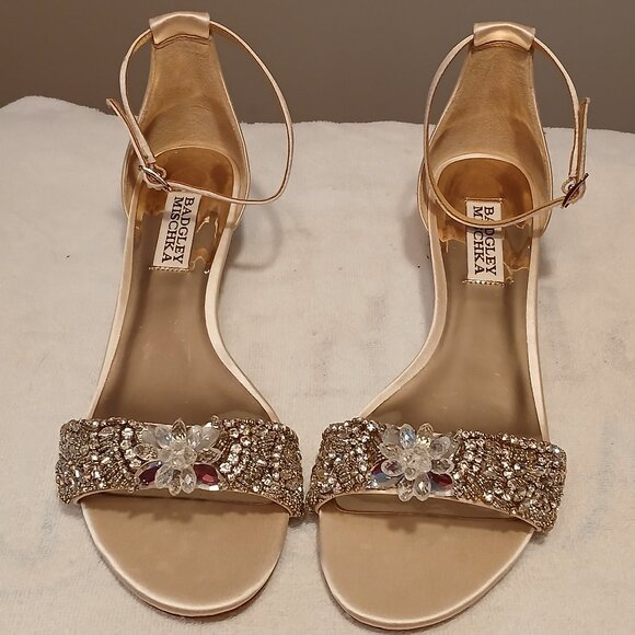 BADGLEY MISCHKA JEWELED FLATS w/STRAP like new, & in box - Picture 1 of 7